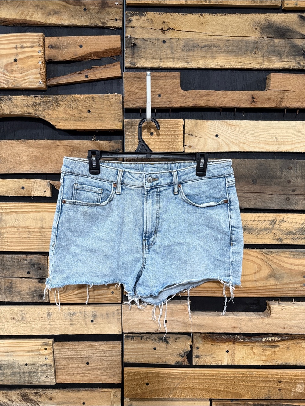 H&M Divided Light Wash Kallie OG 3” Denim Cutoff Shorts Size 12